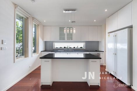 Property photo of 99 Esplanade West Port Melbourne VIC 3207