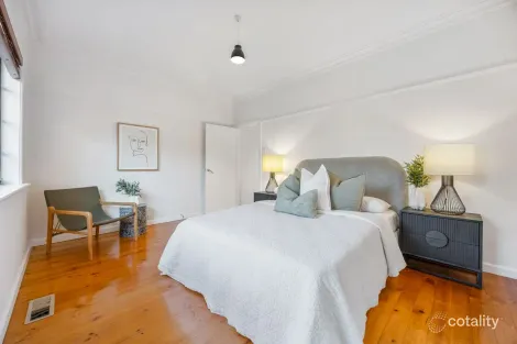 Property photo of 16 Muir Crescent Newington VIC 3350