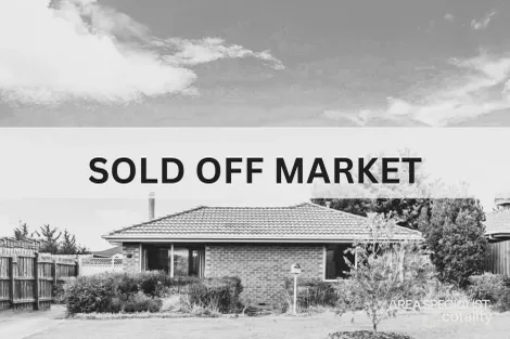 11 Gunnawarra Rd, Kurunjang, VIC 3337