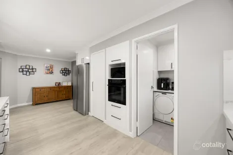 Property photo of 18 Peterborough Drive Currambine WA 6028