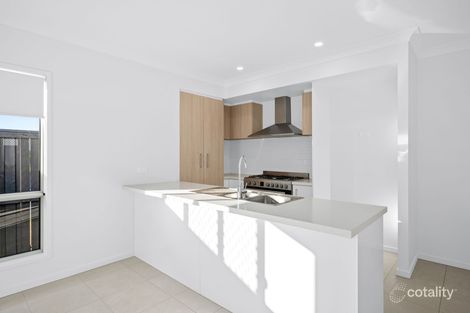 Property photo of 51 Hilltop Circuit Pallara QLD 4110
