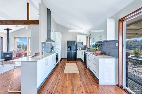 Property photo of 3 Holms Place Anna Bay NSW 2316