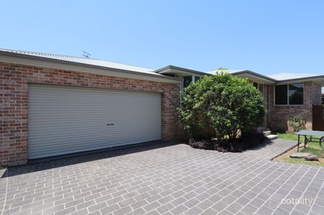 2/27a Leppington St, Wyong, NSW 2259