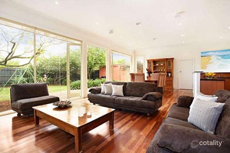 Property photo of 19 Ocean Street Ormond VIC 3204