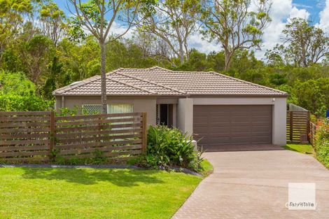 13 Aqua Cres, Redland Bay, QLD 4165