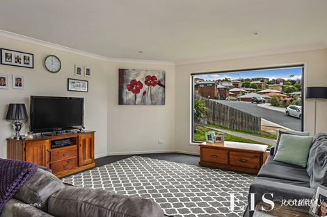 Property photo of 1 Bluegum Court Claremont TAS 7011