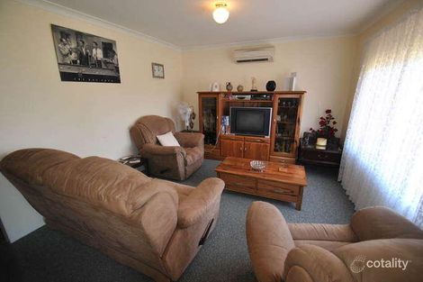 Property photo of 5 Silkhurst Crescent Warnbro WA 6169