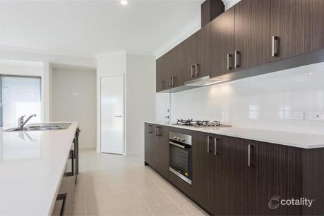 Property photo of 13 Avana Loop Caversham WA 6055