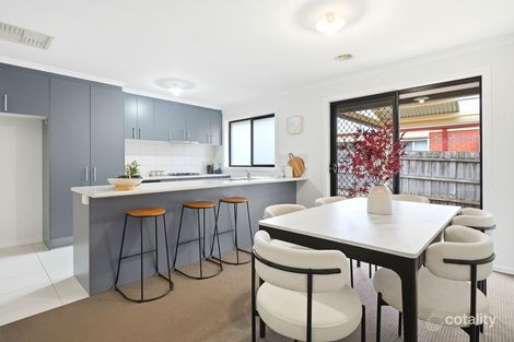 Property photo of 2/8 Silverdale Drive Darley VIC 3340