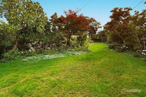 Property photo of 4 Larakia Street Waramanga ACT 2611