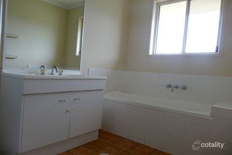 Property photo of 2 Seagull Court Deception Bay QLD 4508