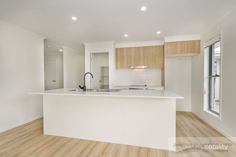 Property photo of 7 Bradley Crescent Nirimba QLD 4551