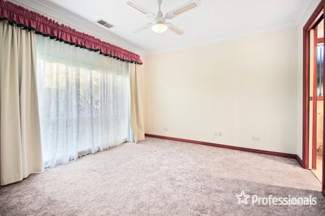 Property photo of 21 Kaldari Crescent Glenfield Park NSW 2650