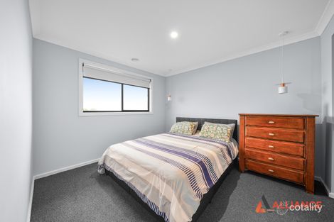 6 STEVIA RD, KALKALLO, VIC 3064