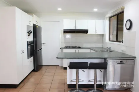 Property photo of 18 Primrose Circuit Claremont Meadows NSW 2747