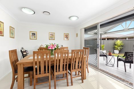 Property photo of 10 Howarth Street Ropes Crossing NSW 2760