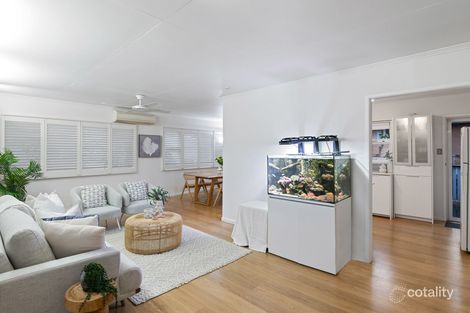 Property photo of 27 Condong Street Mansfield QLD 4122