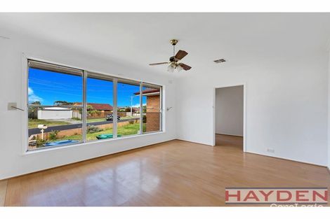 Property photo of 6 Centenary Crescent Werribee VIC 3030