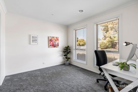 Property photo of 1/28 Altair Avenue Lara VIC 3212