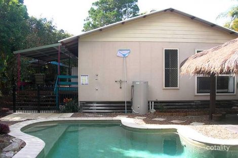 Property photo of 35 Satinwood Road Rainbow Beach QLD 4581