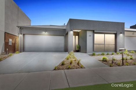 Property photo of 39 Queen Circuit Sunshine VIC 3020