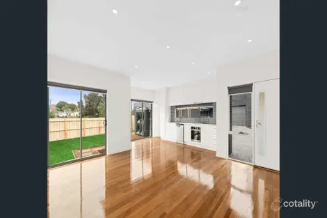 8/84 Rockbank Rd, Ardeer, VIC 3022