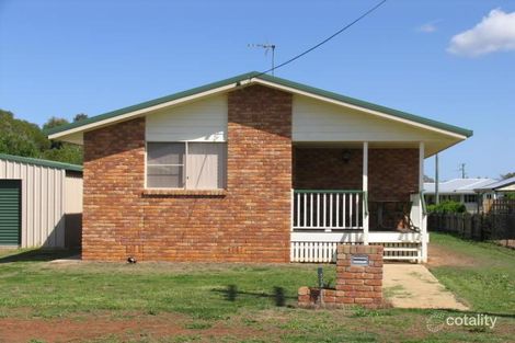 33 Norman St, Clifton, QLD 4361