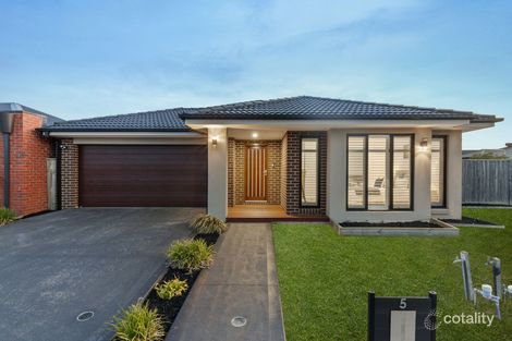 Property photo of 5 Mathoura Road Mickleham VIC 3064