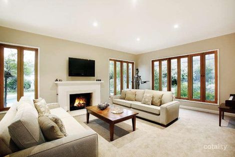 Property photo of 1/4 Hollingsworth Avenue Hawthorn VIC 3122
