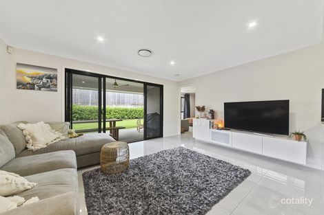 Property photo of 52 Carlingford Circuit Warner QLD 4500