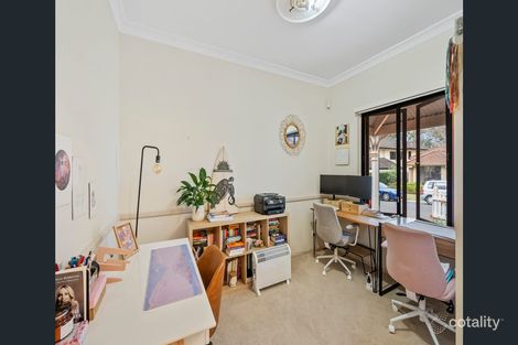 Property photo of 4 Waimea Drive Varsity Lakes QLD 4227