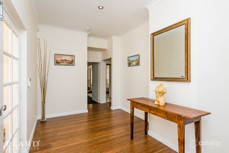 Property photo of 21 Bantry Bend Mindarie WA 6030