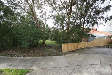 2 Barnston Pl, Ringwood, VIC 3134