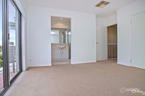 Property photo of 9 Sepal Lane Pakenham VIC 3810
