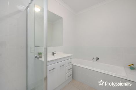 Property photo of 7 Gascoyne Lane West Wodonga VIC 3690
