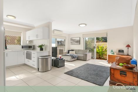 Property photo of 1/8 Alma Road Clayfield QLD 4011
