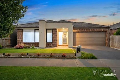 12 Hagley Rd, Mickleham, VIC 3064