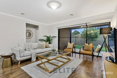 Property photo of 17 Flemington Way Clyde North VIC 3978