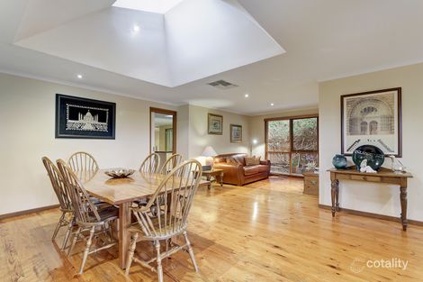 Property photo of 33 Hampshire Road Doncaster VIC 3108