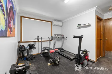 Property photo of 21 Forester Crescent Cherrybrook NSW 2126