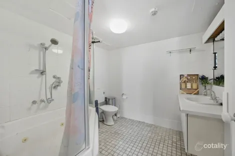 Property photo of 1310/70 Remembrance Drive Surfers Paradise QLD 4217