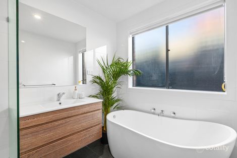 Property photo of 7 Clendon Court Carrum Downs VIC 3201