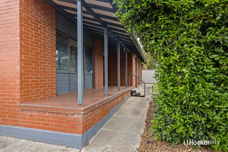 Property photo of 22 Eringa Court Craigmore SA 5114