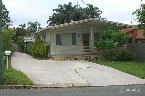 1/12 Chirn Cres, Labrador, QLD 4215