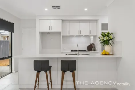 Property photo of 121 Broadmeadows Drive Bushmead WA 6055