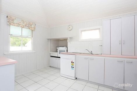 Property photo of 27 Highview Terrace St Lucia QLD 4067