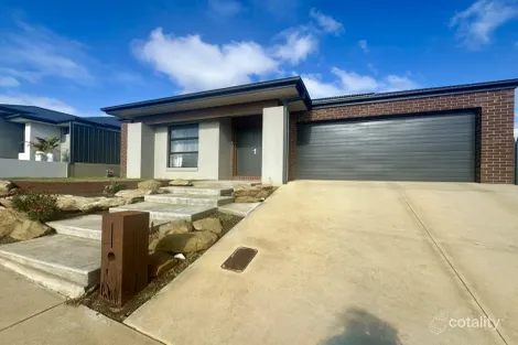 8 Tarrnook Dr, Strathfieldsaye, VIC 3551