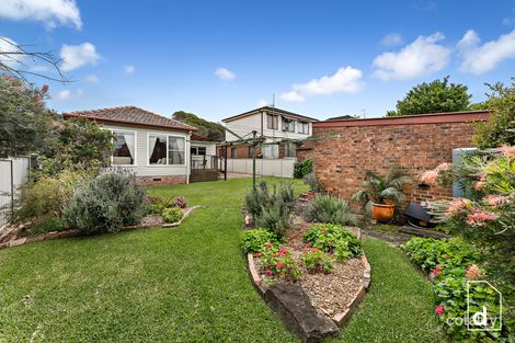 Property photo of 15 Gowan Brae Avenue Mount Ousley NSW 2519