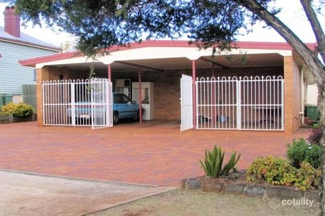 2/200 Long St, South Toowoomba, QLD 4350