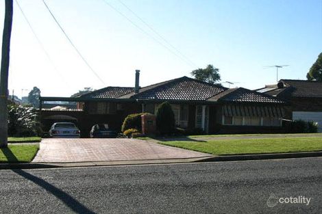 17 Oakwood Rd, Toongabbie, NSW 2146